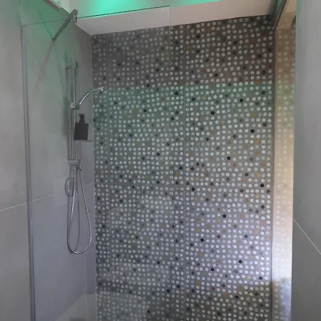 Civico 69 Luxury Bed & Breakfast 3*